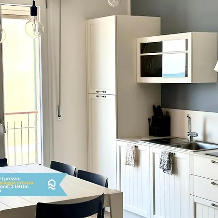 M389 - Marcelli, Nuovo Trilocale Sul Mare Con Privata